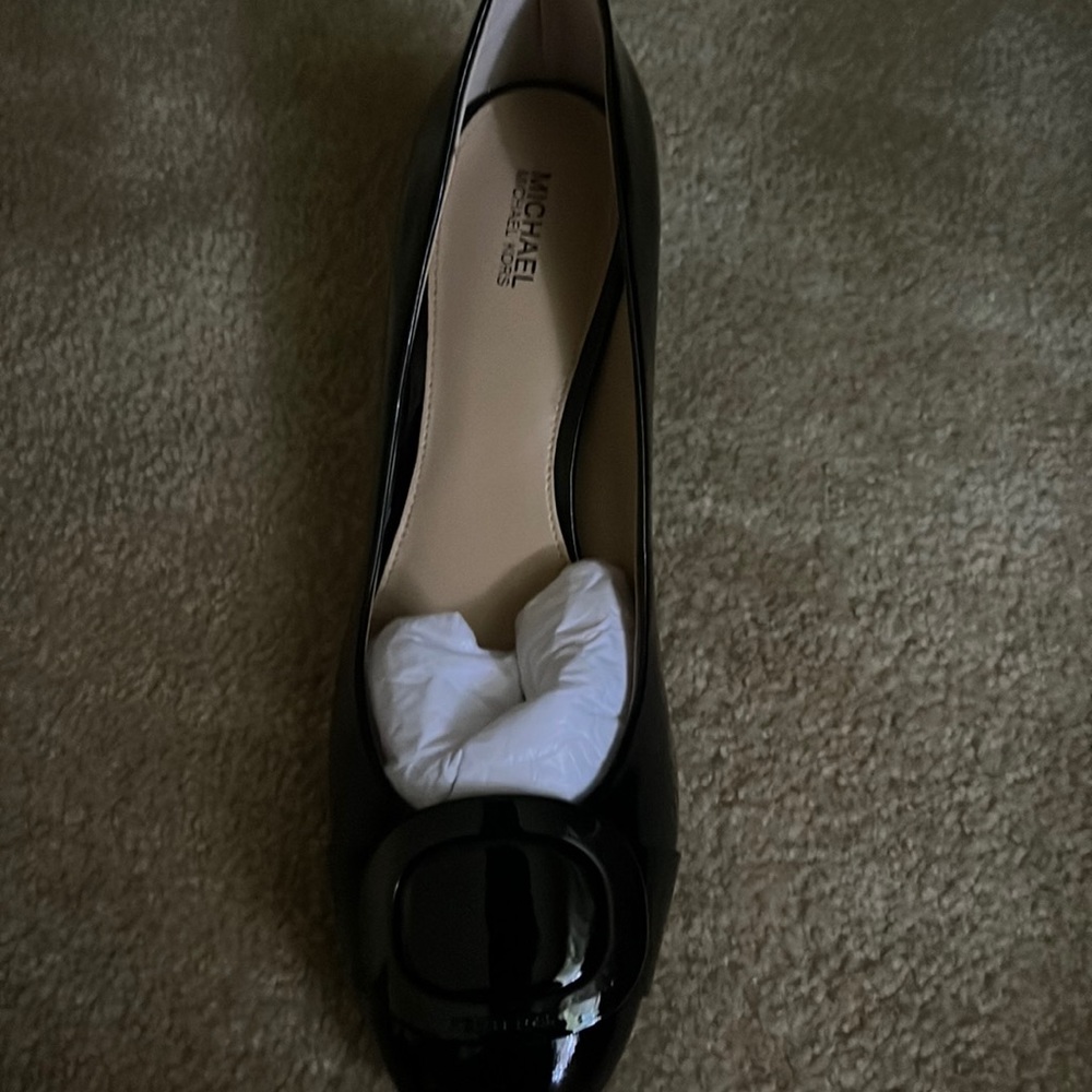 NWT box Michael Kors, patten leather, women’s size 10, Black in color